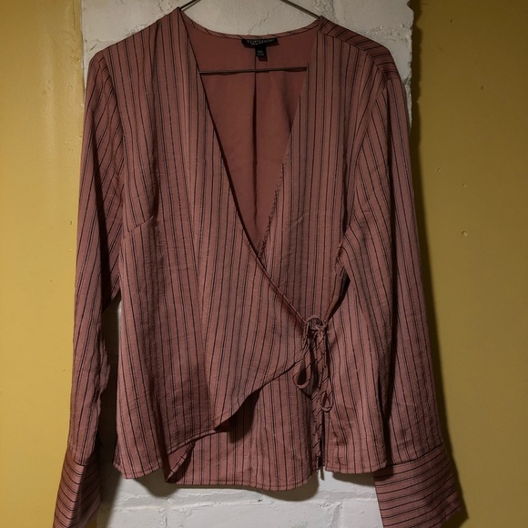 Long sleeved blouse - Picture 1 of 4